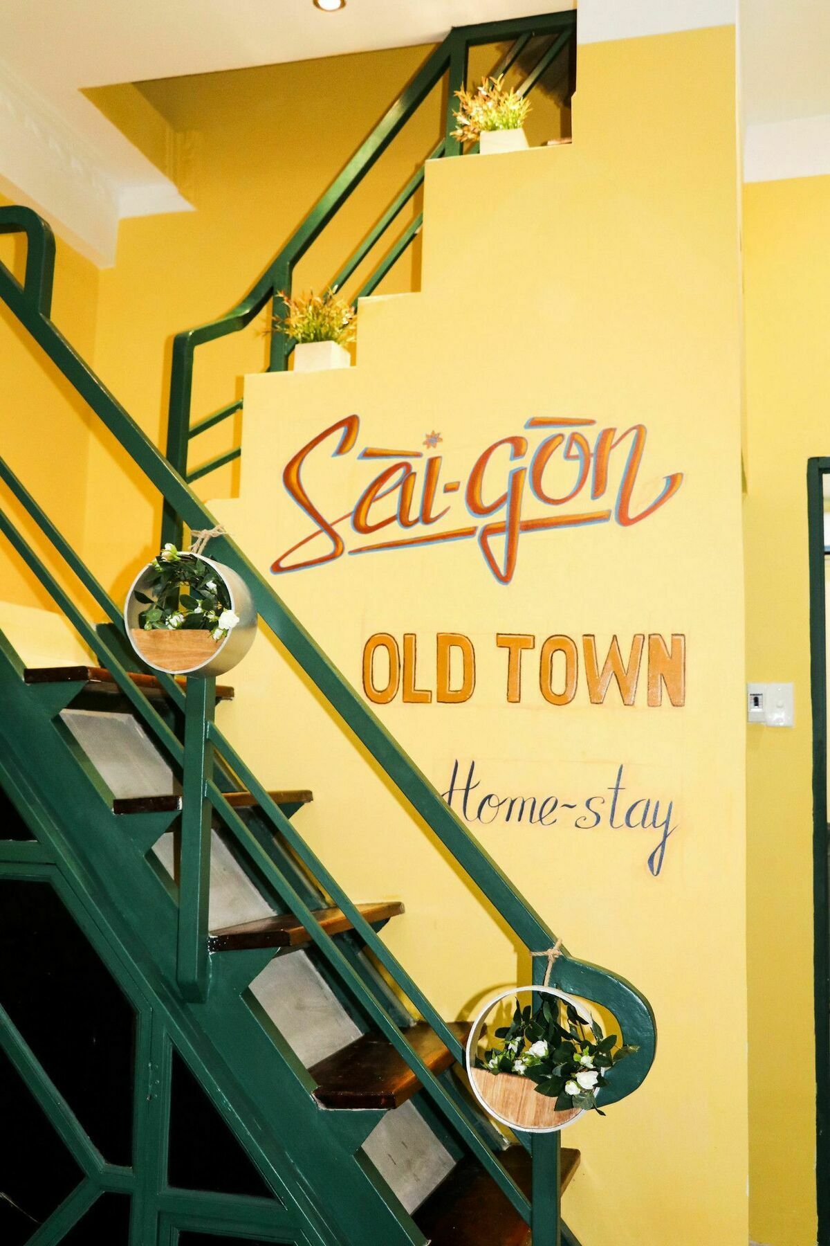Saigon Old Town Homestay Ho Chi Minh City Exterior photo